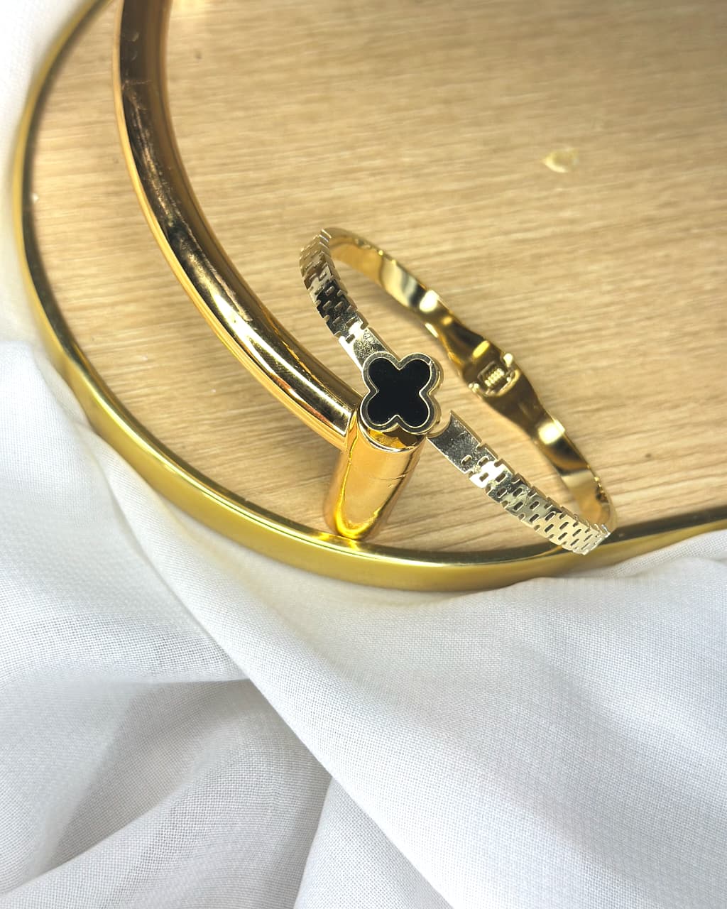 Black Clover Charm Stainless Steel Bracelet (Gold Tone)
