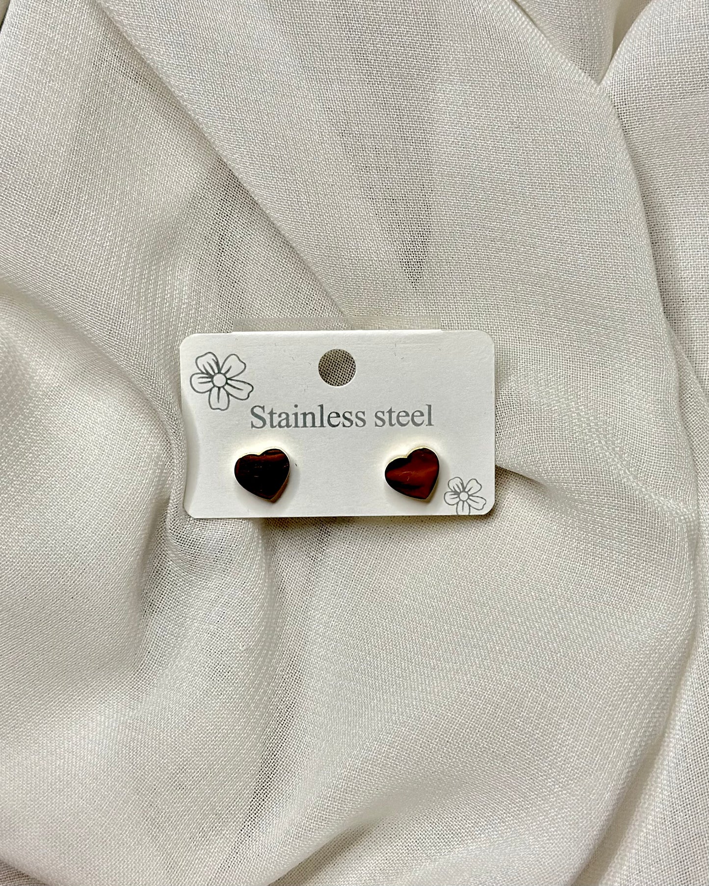 Minimal Gold Heart Stud Earrings – Stainless Steel