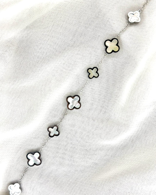 Luna Clover Mother of Pearl Bracelet