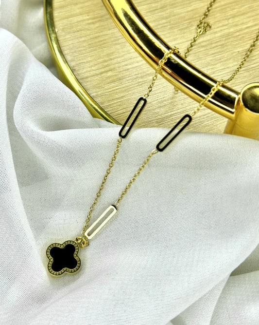 Two-in-One Reversible Clover Pendant Necklace (White & Black)